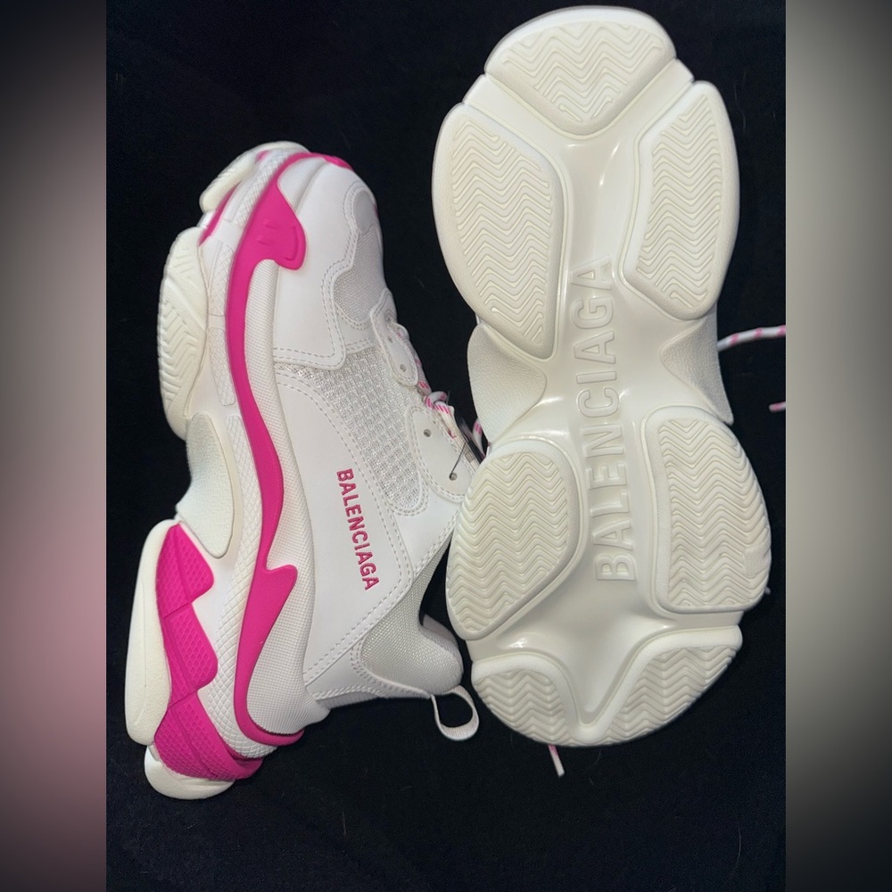 Balenciaga sneakers - Picture 2 of 11